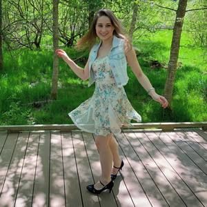 Meet your Posher, Brenna